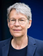 porträt von chris carolin schön